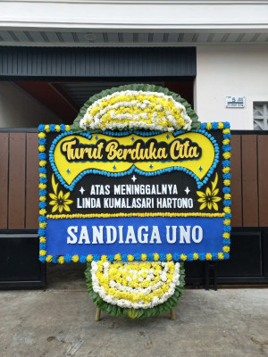 Papan Bunga Duka di Aru Selatan Utara